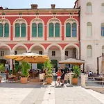 Agava Lux Rooms&pool 4*