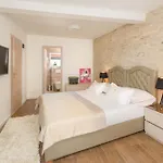 Agava Lux Rooms&pool