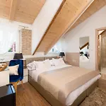 Agava Lux Rooms&pool Penzion