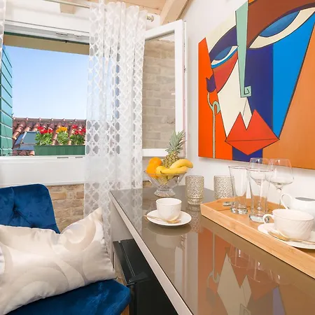 Guest house Agava Lux Rooms&pool Split
