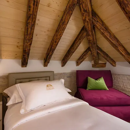 Guest house Agava Lux Rooms&pool Split