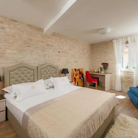 Agava Lux Rooms&pool Split