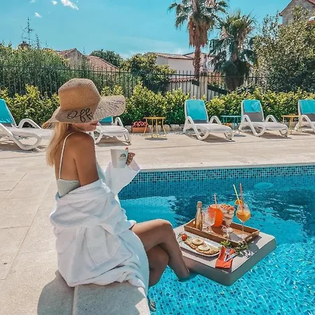 Agava Lux Rooms&pool Split