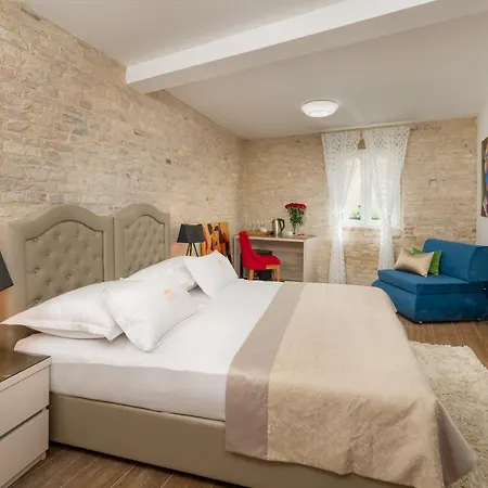 Agava Lux Rooms&pool Split