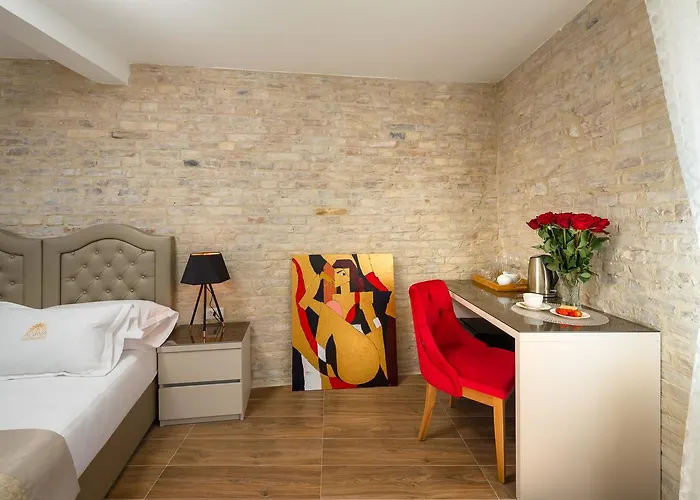 Agava Lux Rooms&pool 4* سبليت