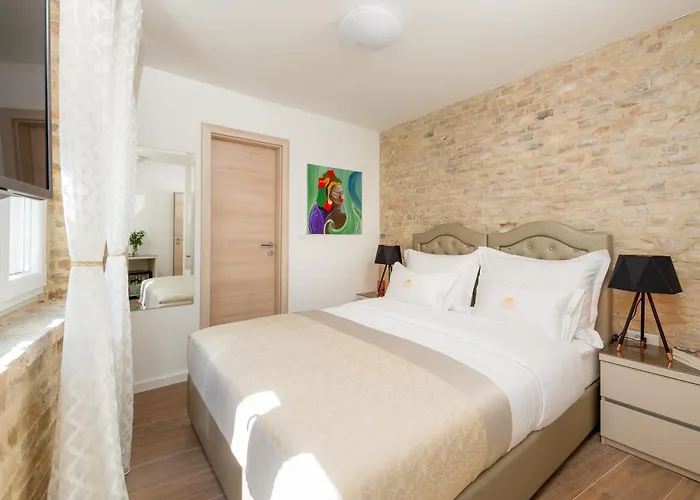 بيت ضيافة Agava Lux Rooms&pool 4*